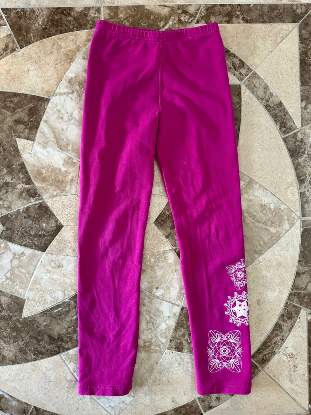 Peakaboo Beans Girls Fuchsia Graphic Leggings